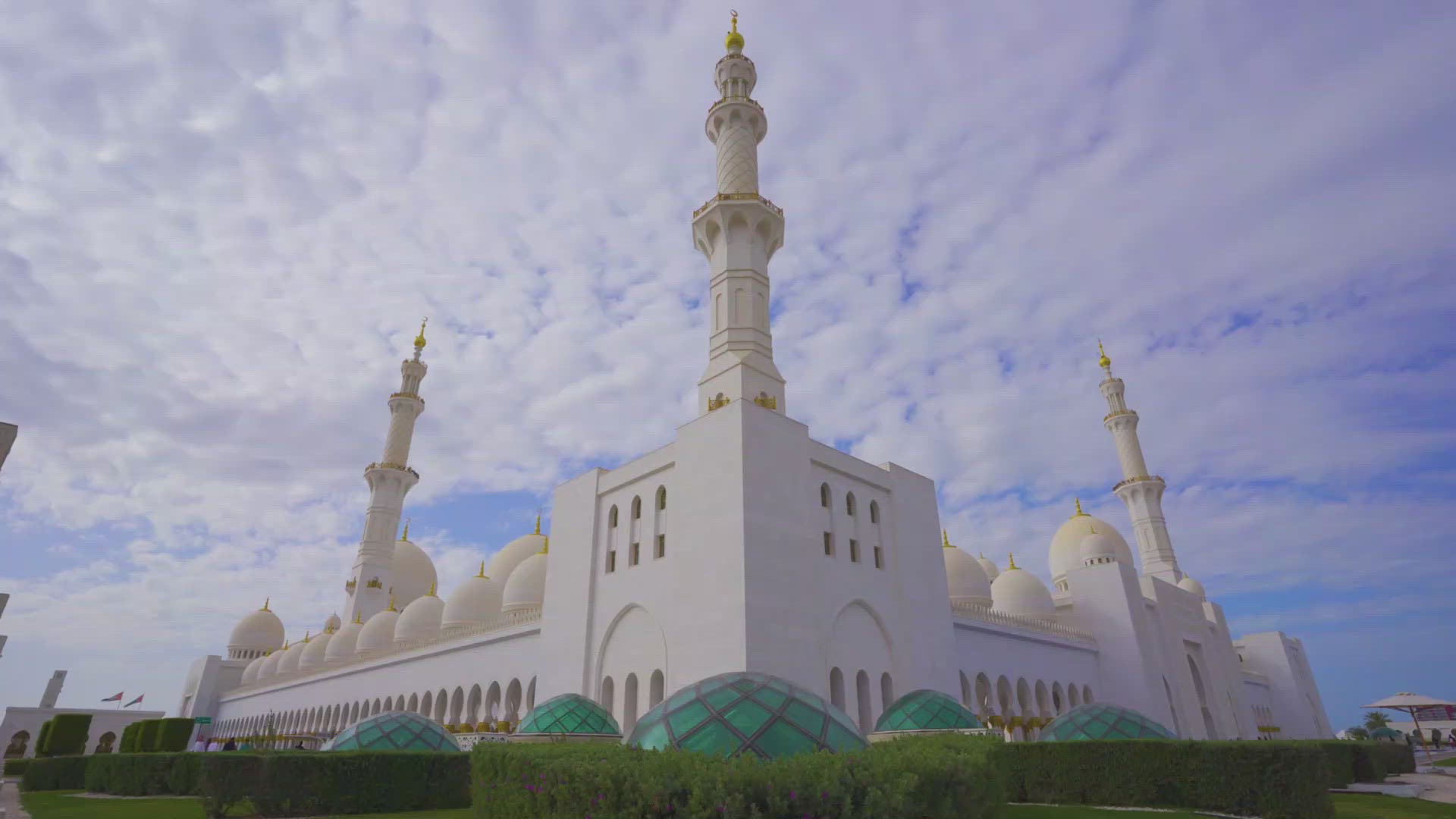 'Video thumbnail for Beautiful Quran recitation of Surah AD-Dhuha by Ridjaal Ahmed'