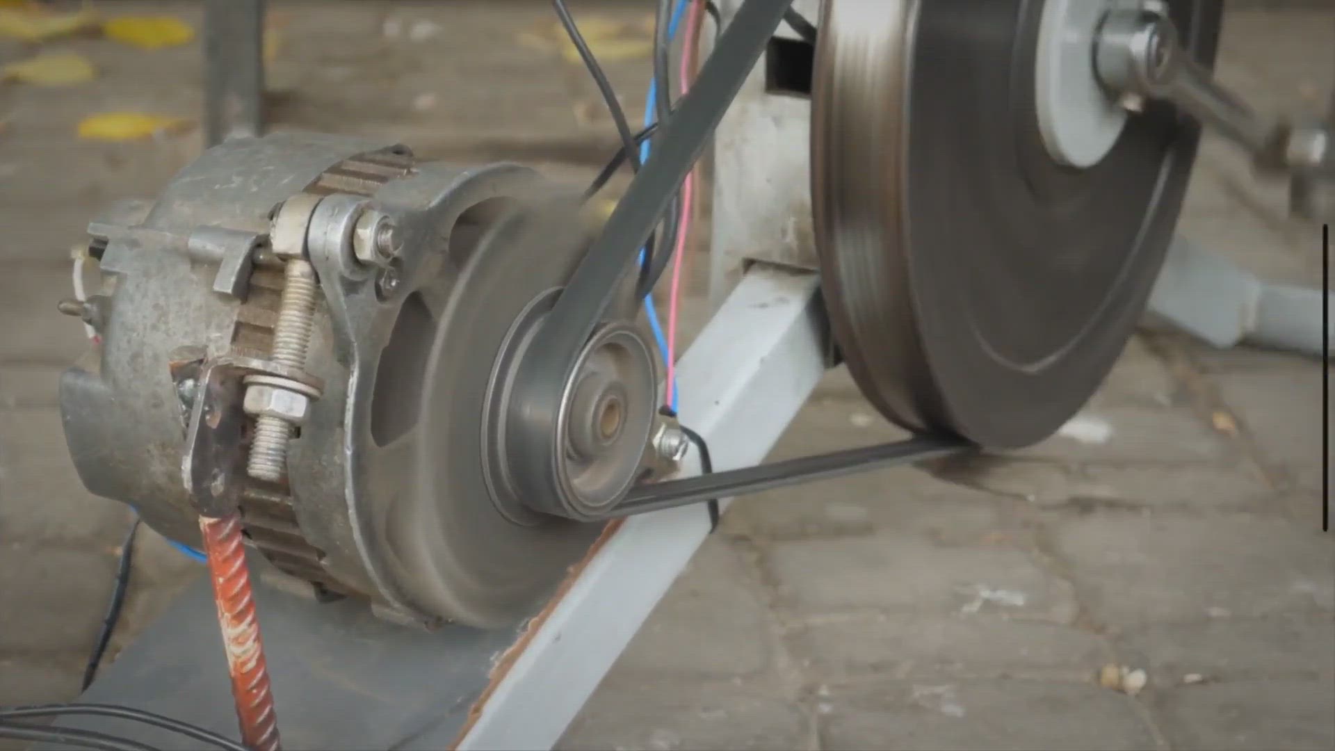 Video thumbnail for How to Ground your Portable Generator - Generator Hero