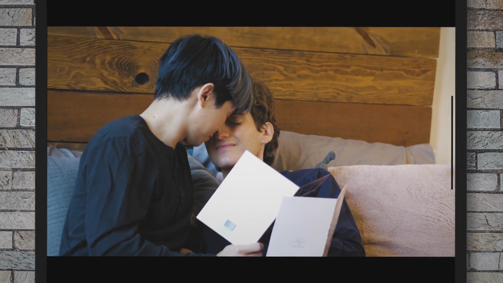 'Video thumbnail for Valentine's Day Gift Ideas For Him 2023 - Gifts That Will Melt His Heart'
