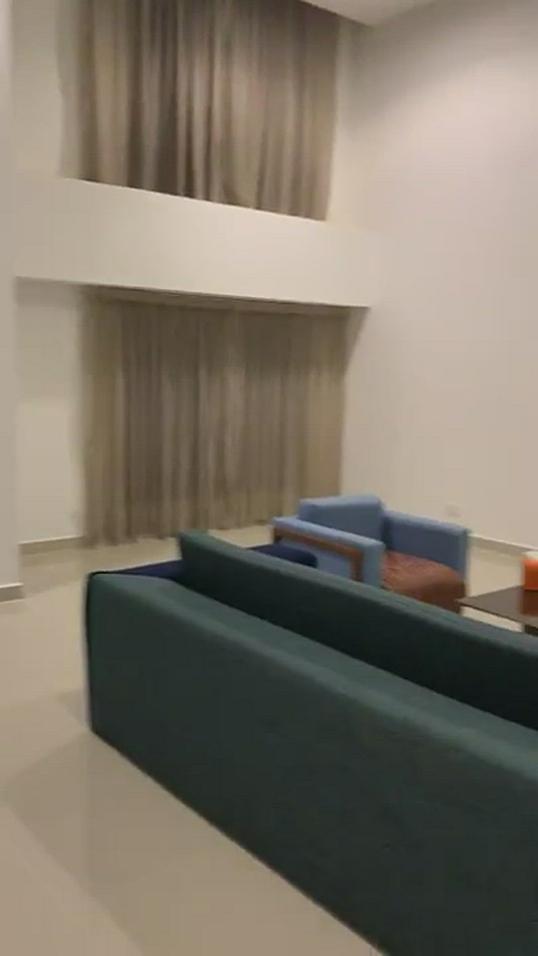 'Video thumbnail for Hawthorne Suites Dubai JBR Review'