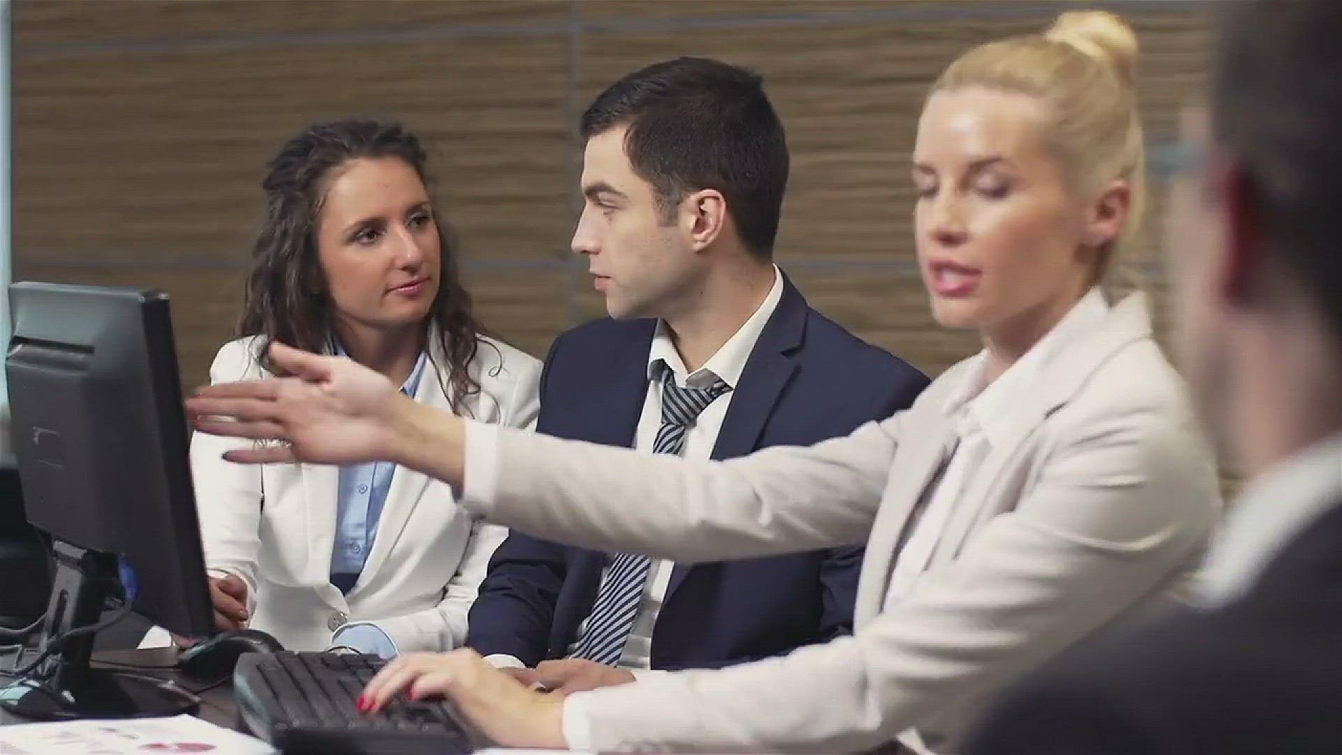 Video thumbnail for Overcoming Resistance: Tips for Managing Employee Change