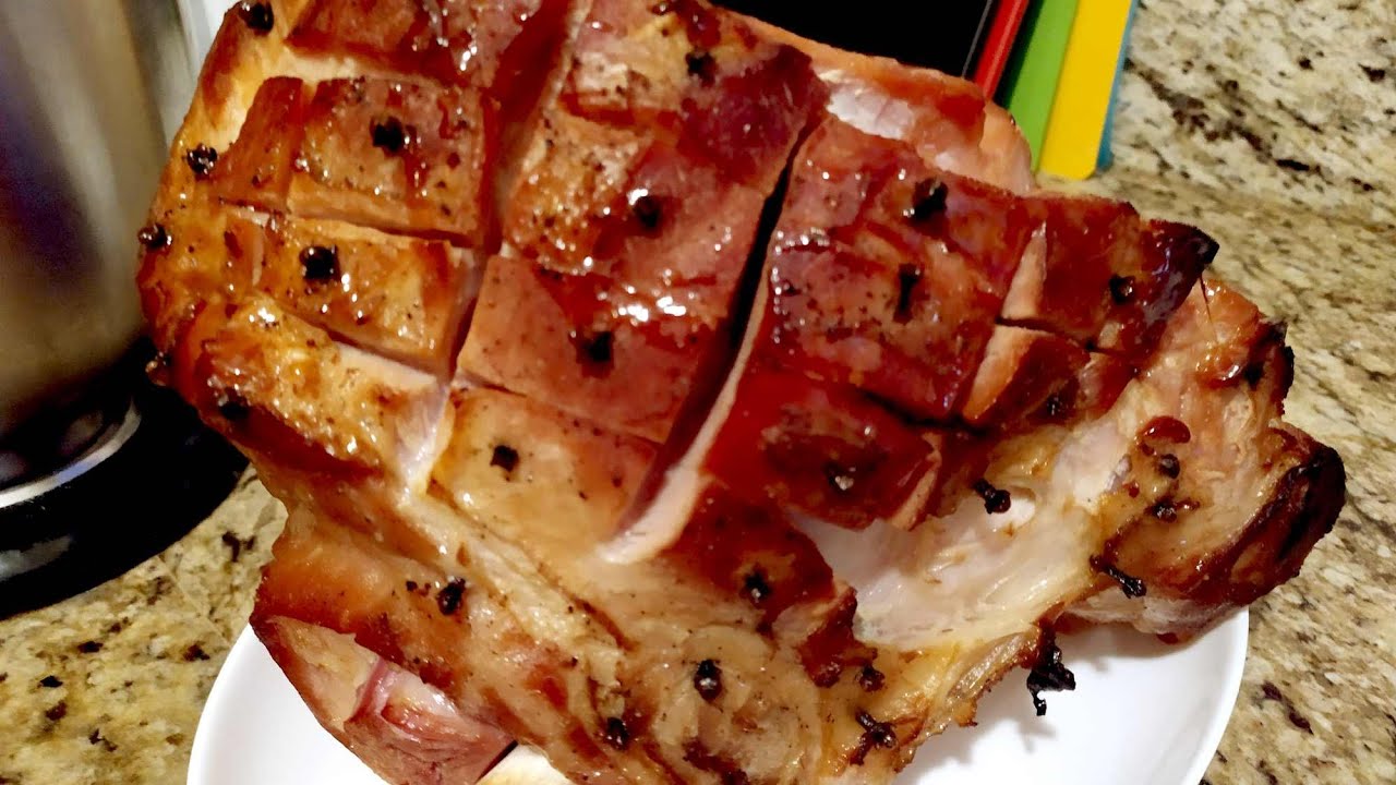Video thumbnail for Garlic Studded Ham with Cherry Glaze