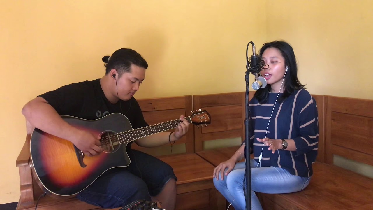 Video thumbnail for Naff Kenanglah Aku ( Cover DAkustik )