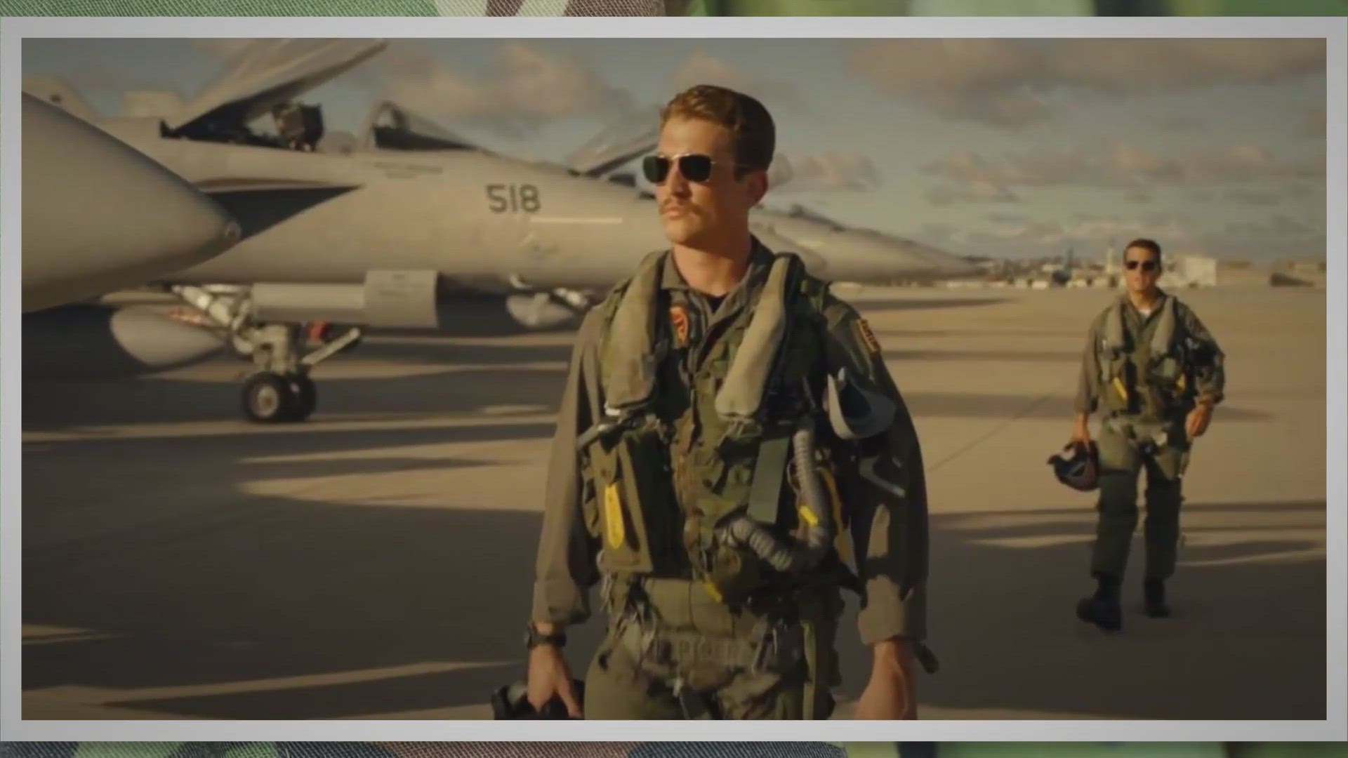 Ray-Ban RB2132 New Wayfarer - Glen Powell - Top Gun: Maverick