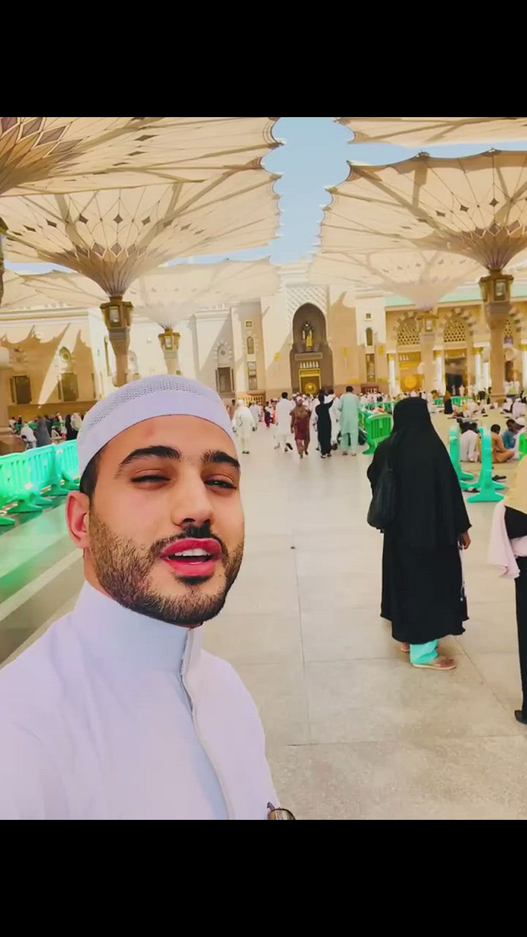 'Video thumbnail for Muhammad Tariq's tribute to Madina Shareef through recitation'