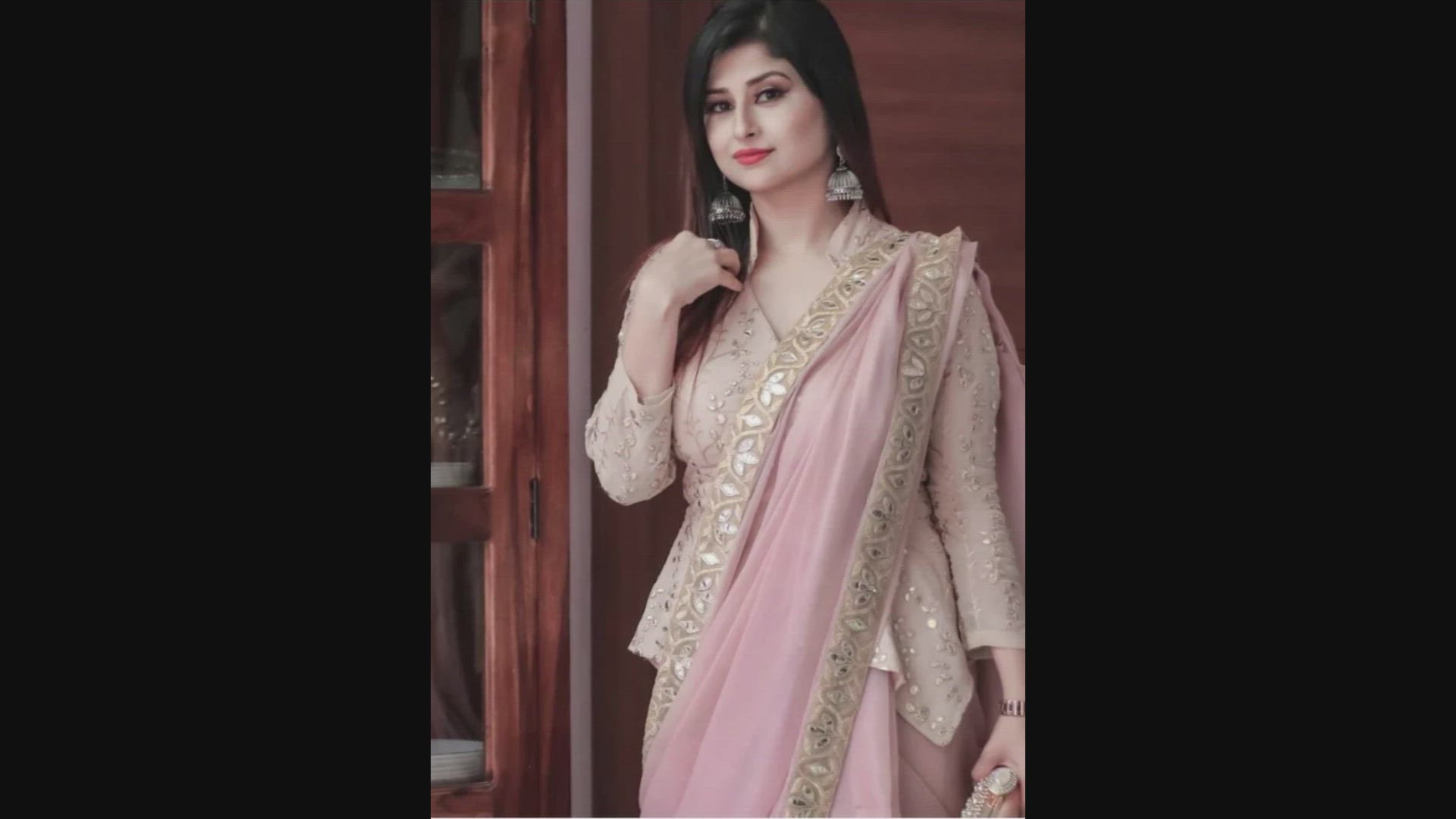 Playlist thumbnail for Blouses