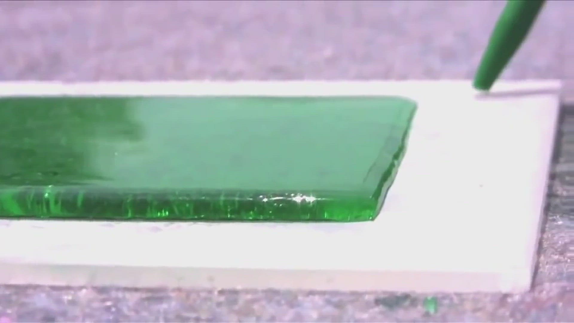 'Video thumbnail for 10 Amazing Science Experiments you can do @ home'