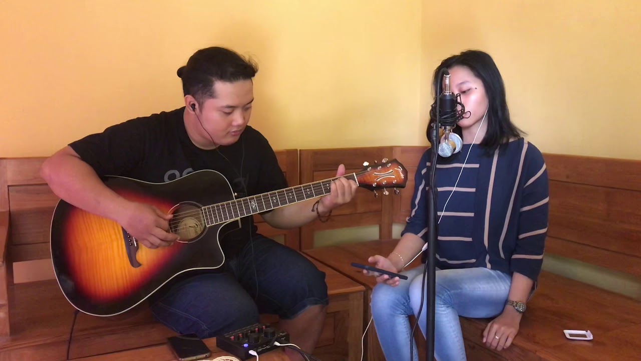 Video thumbnail for Harmony Padi (Live DAkustik)