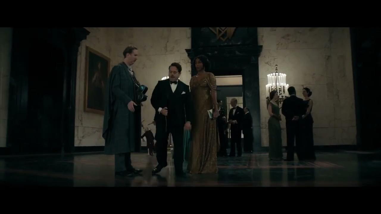 Video thumbnail for Varinhas revistadas - Animais Fantásticos: Os Segredos de Dumbledore - Cena Deletada