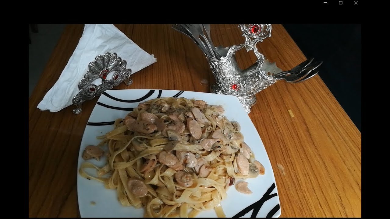 Video thumbnail for How To Make Creamy Chicken Fettuccine Alfredo | An Easy Dinner Recipe