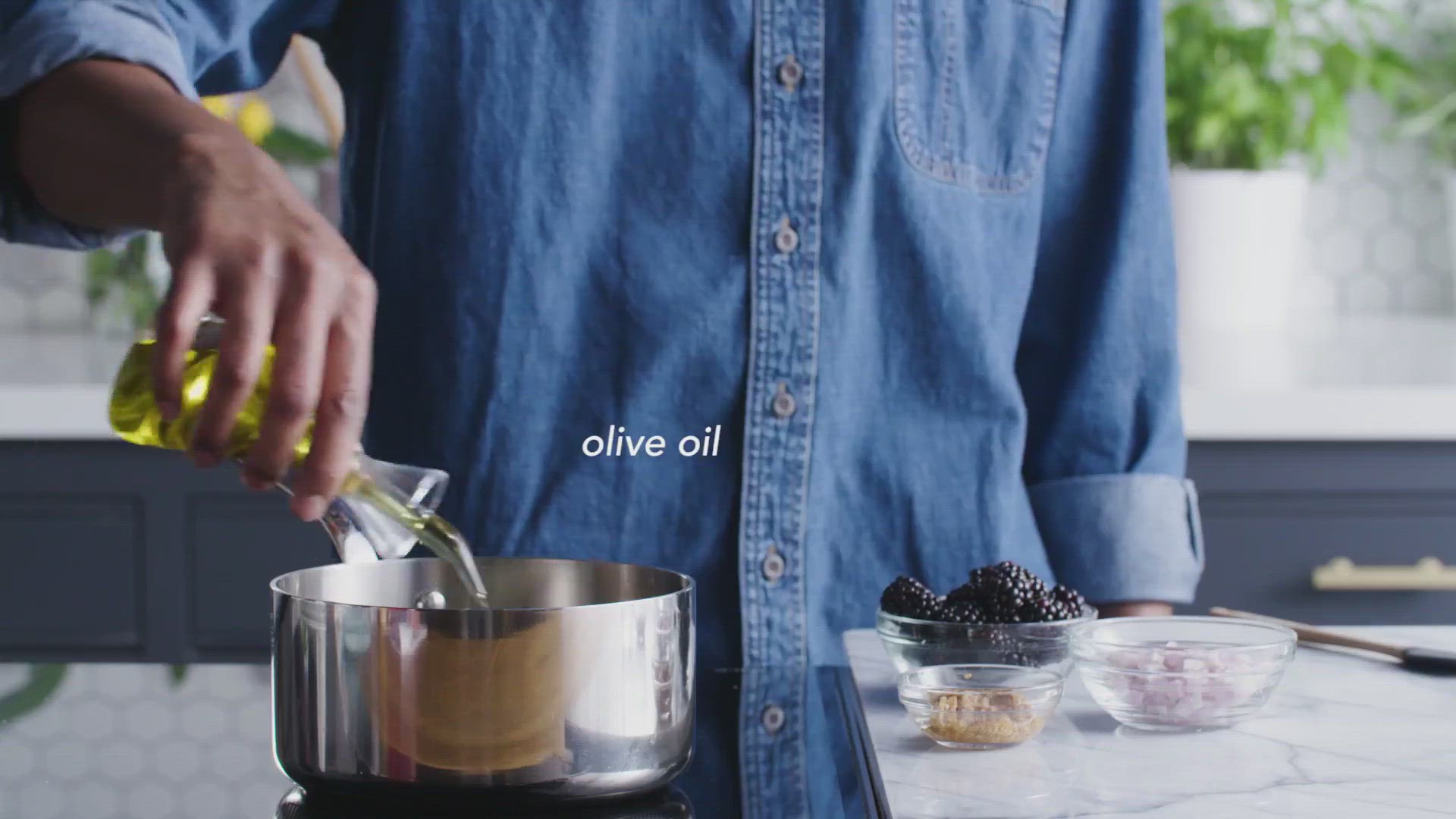 'Video thumbnail for Blackberry Hoisin Pork, Zucchini and Black Bean Rice'