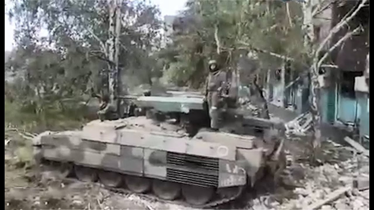 'Video thumbnail for Discover combat capabilities of BMPT Terminator used by Russian army to fight Ukrainian soldiers'
