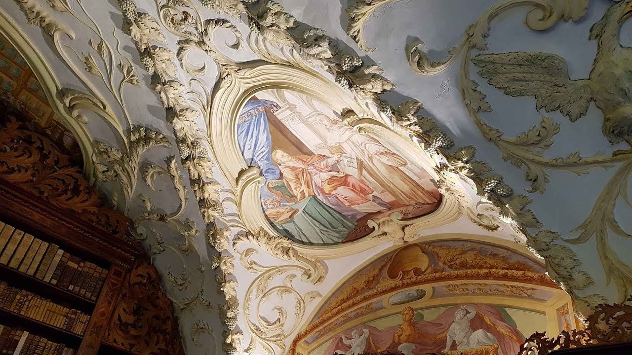 'Video thumbnail for Stift Lilienfeld beim Wandern und auf Führungen entdecken'
