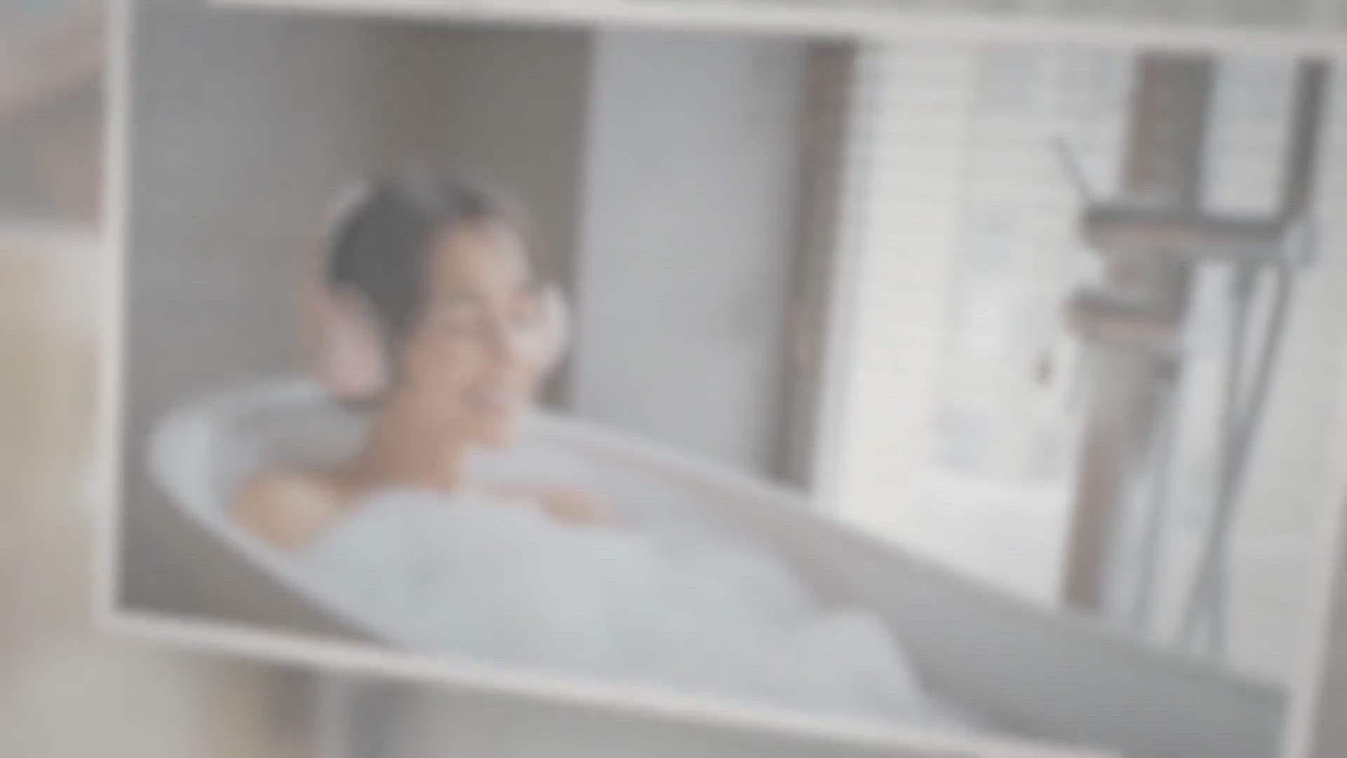 Video thumbnail for Is It Bad to Have a Closet in the Bathroom?