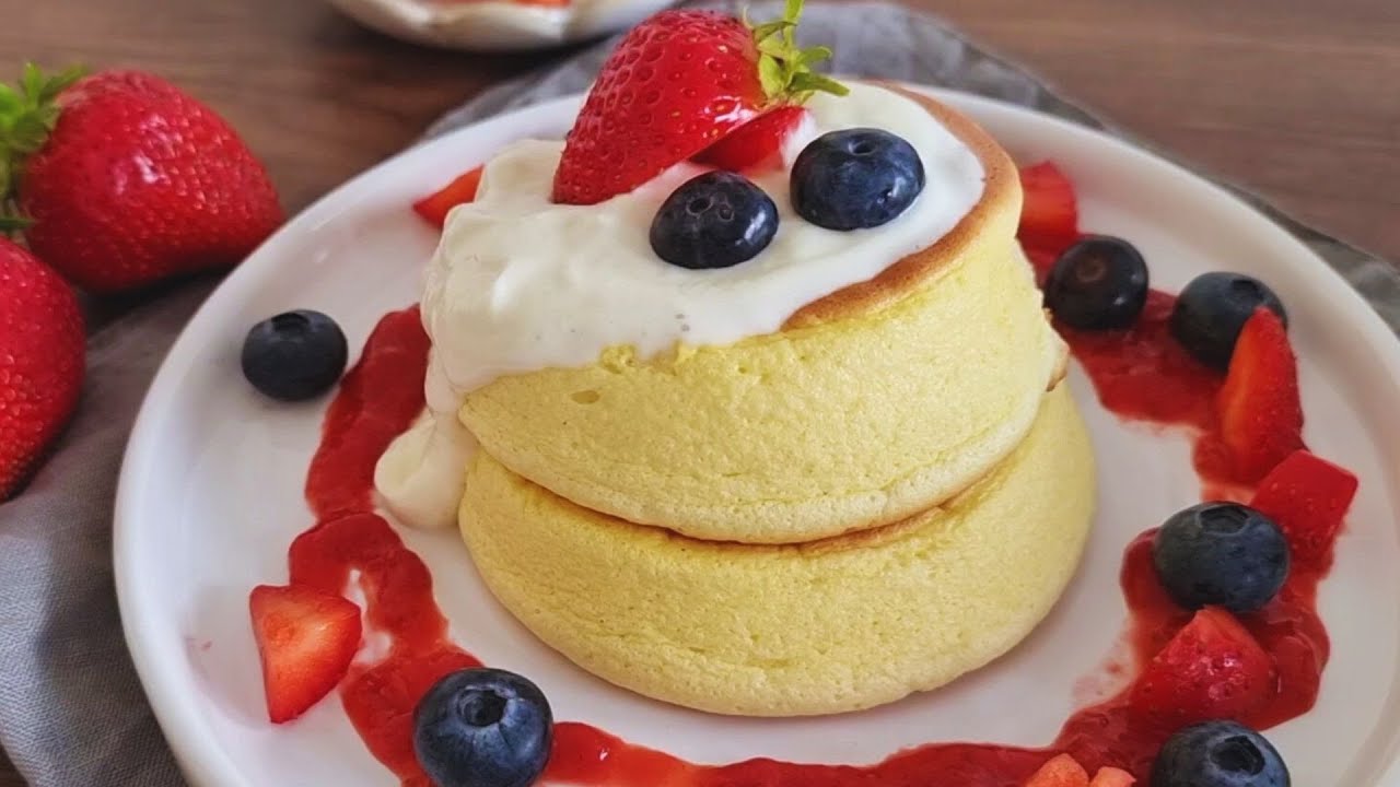 'Video thumbnail for Melt in your mouth pancakes! | How to make Light and Fluffy souffle pancakes!'