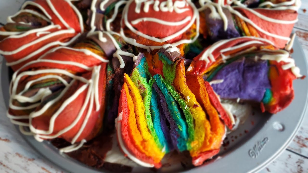 Video thumbnail for 🌈 Rainbow Flower Cinnamon Bread