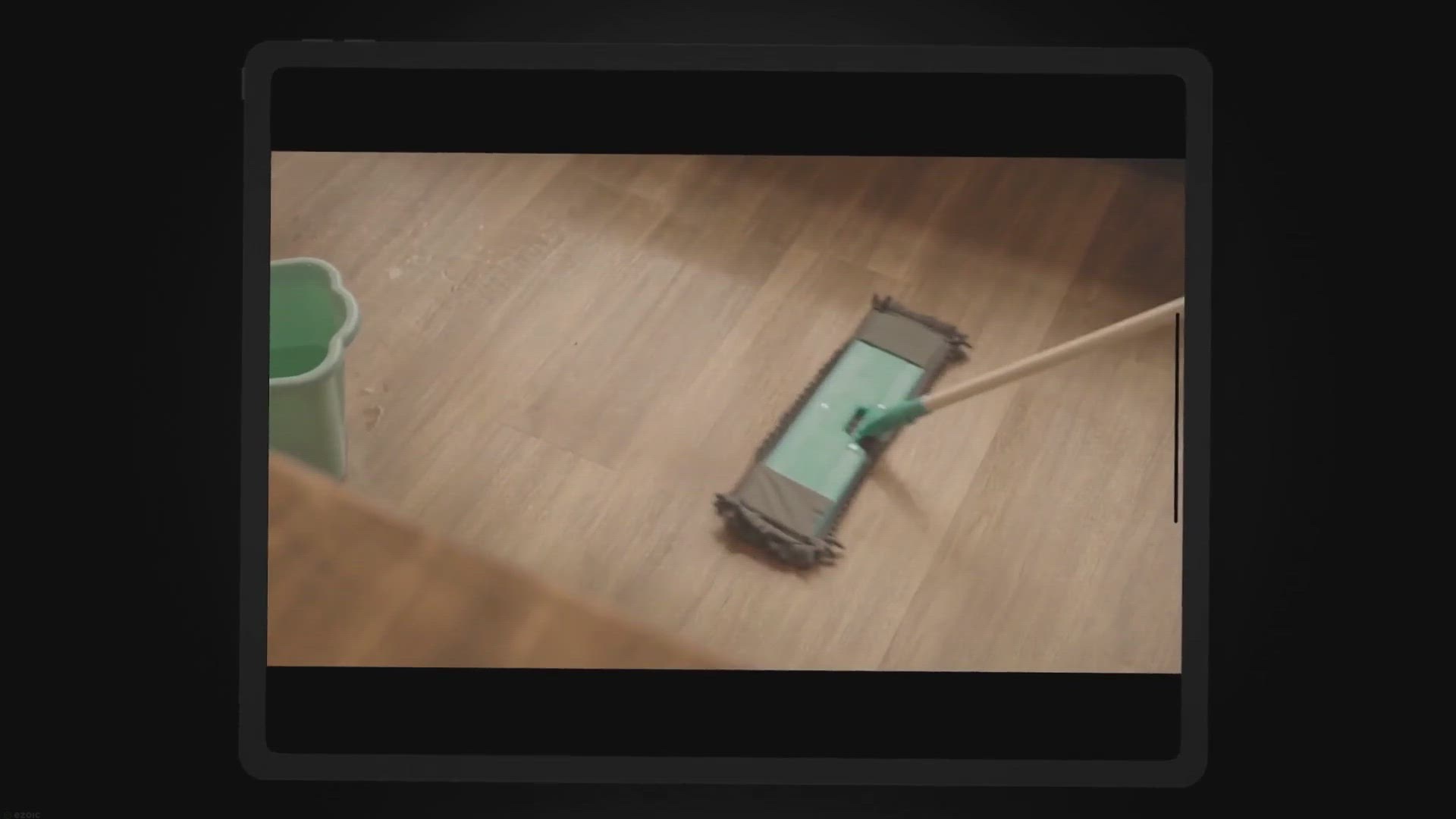'Video thumbnail for How To Clean Drywall Dust Off Subfloor [Do It In 5 Easy Steps]'