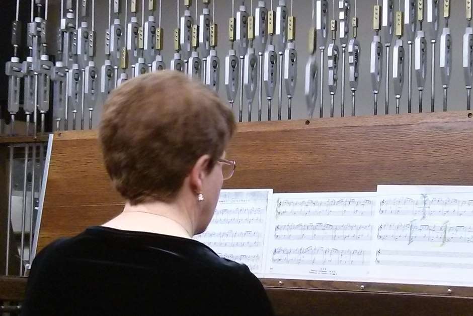 'Video thumbnail for Glockenspiel Ottawa: Schubert Winterreise'