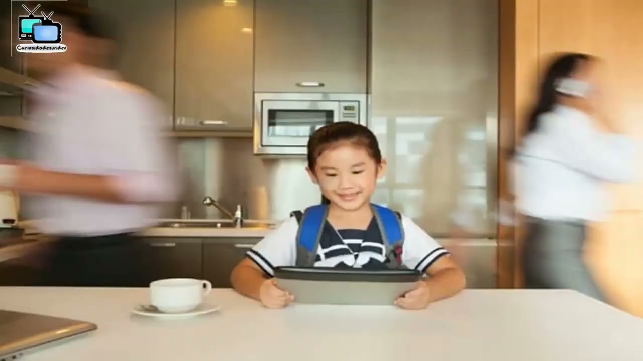 'Video thumbnail for Estudios en línea y los pros y los contras de la educación en línea'