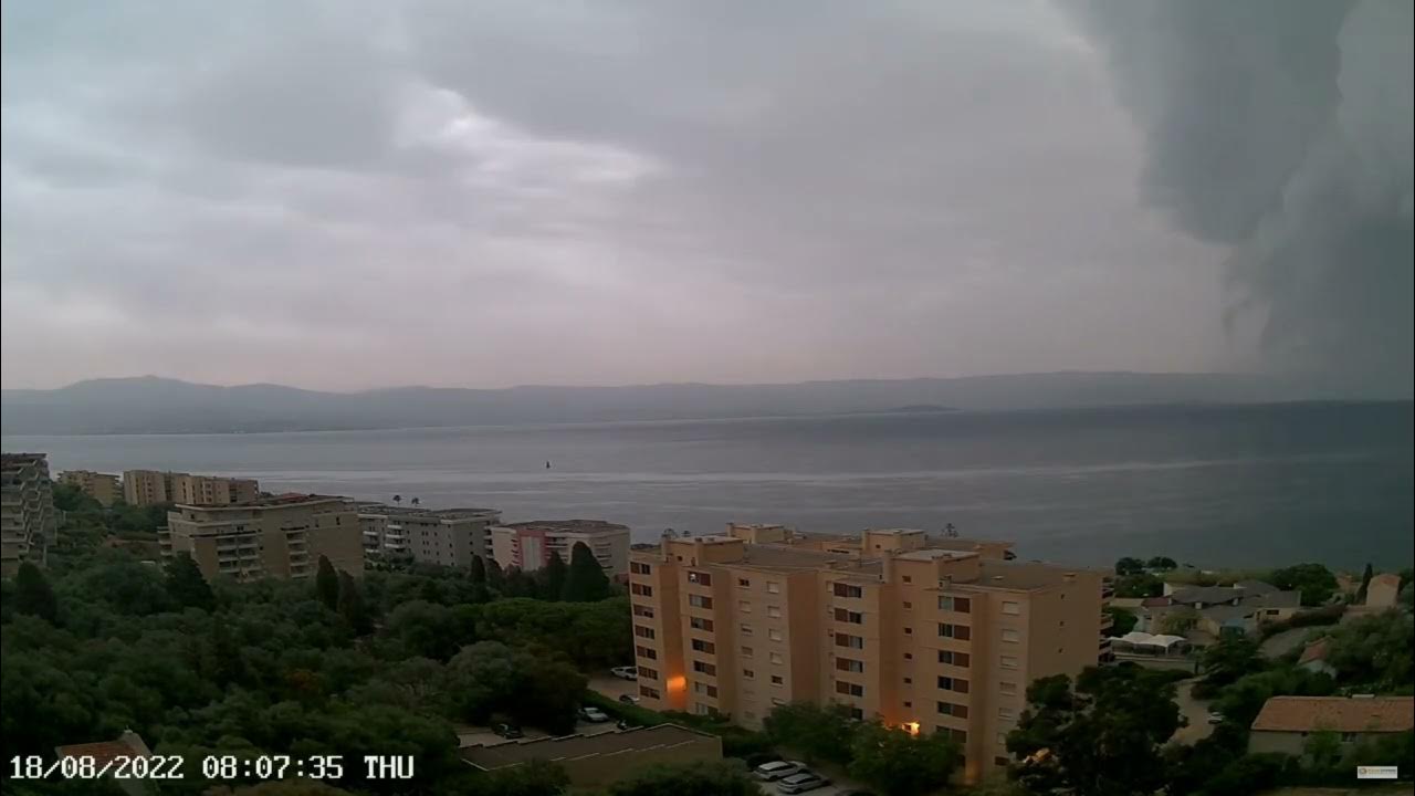 Video thumbnail for Orage à Ajaccio