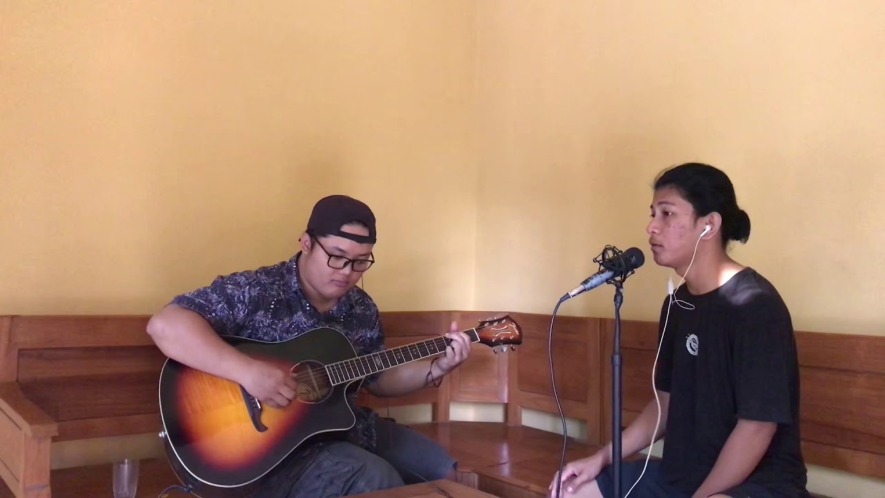 Video thumbnail for Angga Candra Sampai Tutup Usia Cover by Sapta Live Acoustic