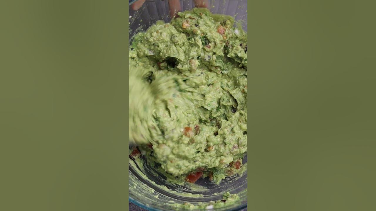Video thumbnail for How to Make The Perfect Guacamole
