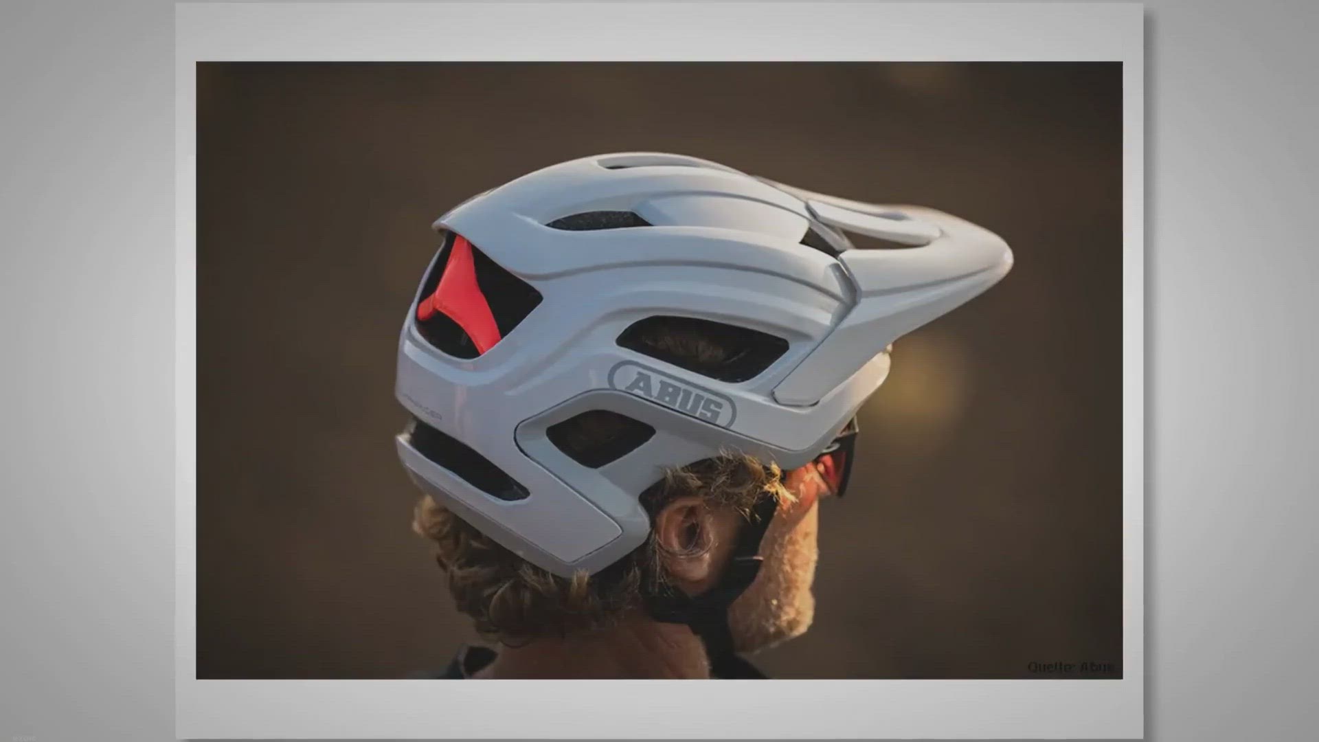 Video thumbnail for (E-)Bike-Helm von Abus & Richie Schley.
