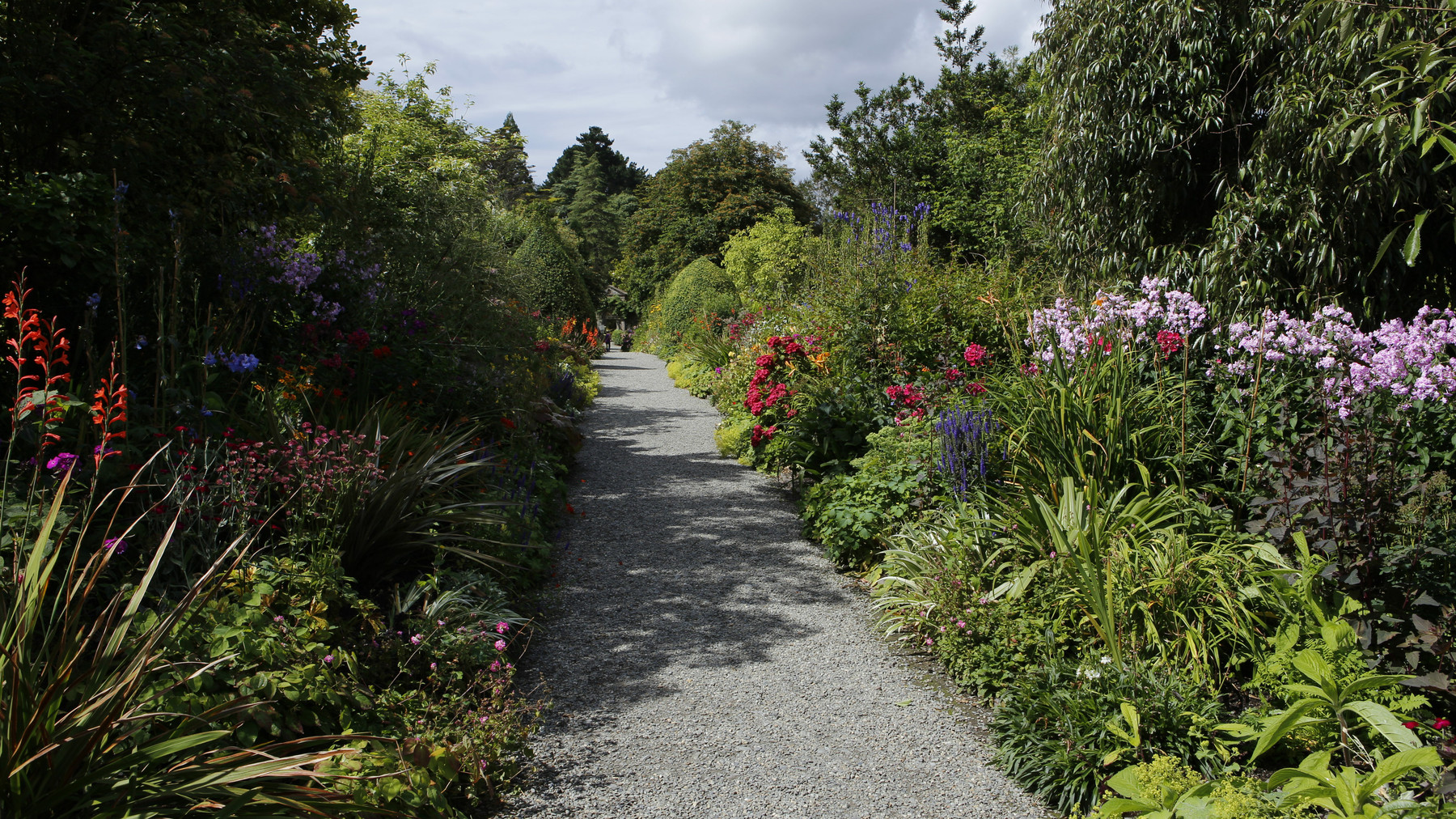 Video thumbnail for Garinish Island | Robbenkolonie und Trauminsel im Westen Irlands