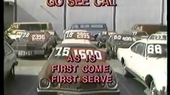 'Video thumbnail for Comercial clássico do icônico Cal Worthington, vendedor de carros da Califórnia (1981)'