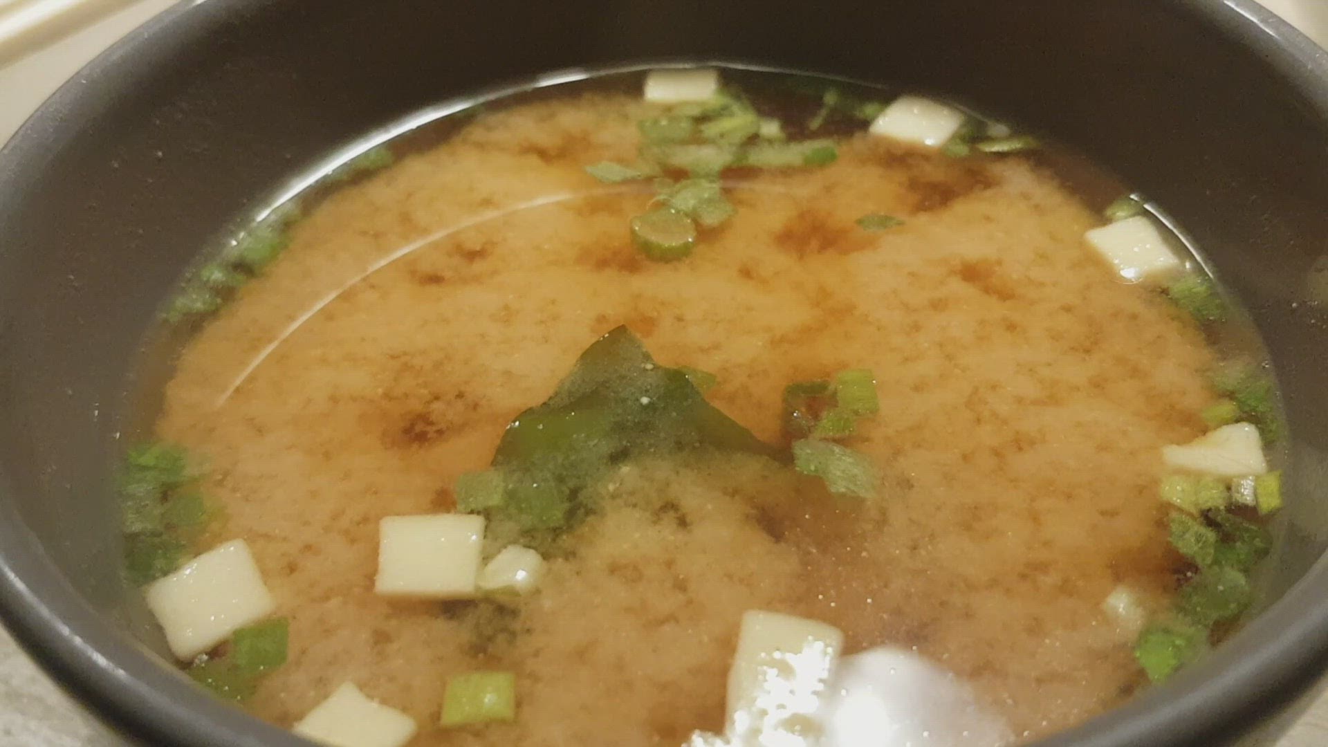 Video thumbnail for My miso soup is moving! That looks so weird