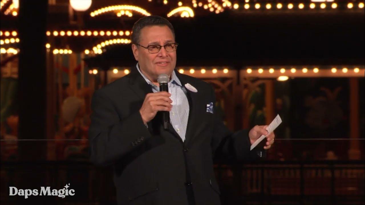 'Video thumbnail for World of Color - ONE Dedication Moment and Highlights'