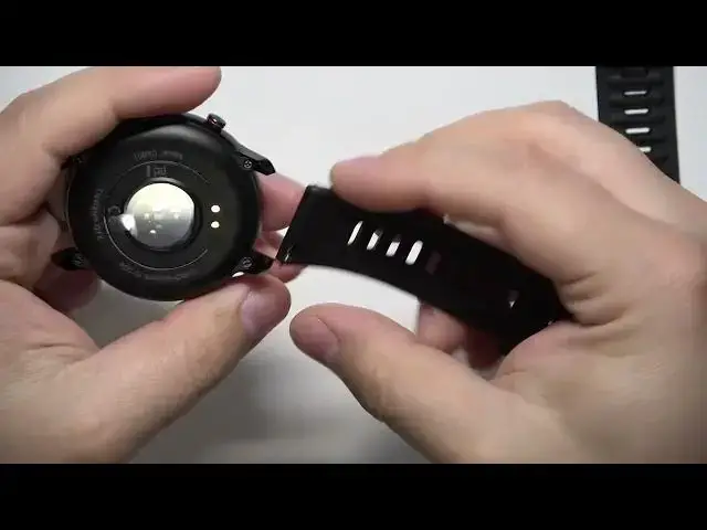 'Video thumbnail for Style and Comfort: How to Easily Change the Strap on Your MOBVOI TicWatch GTX'