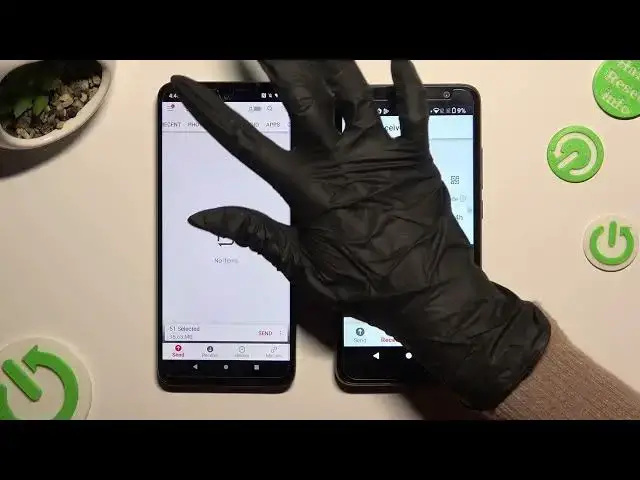 'Video thumbnail for Transfer files from Motorola Device to TCL 403 {Send anywhere}'