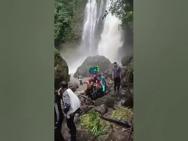 'Video thumbnail for Encuentran a joven madre que cayó a un río junto a su hijo en Wiwilí, Jinotega'