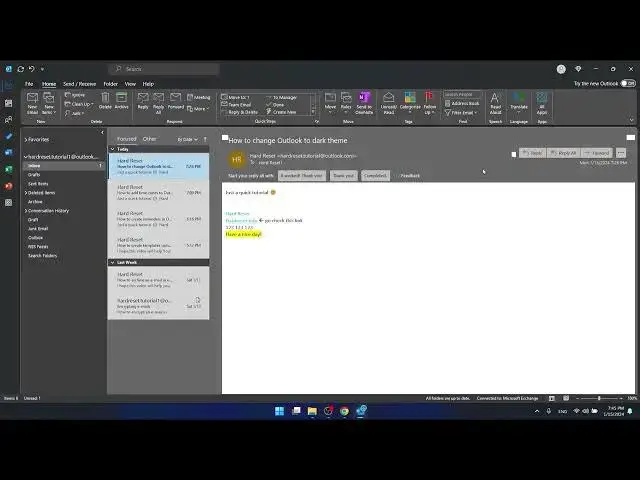 'Video thumbnail for How to Change Your Theme in Outlook'