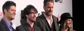'Video thumbnail for John Gallagher Jr., Tom Kitt, Rebecca Naomi Jones & More Talk BROADWAY IDIOT at NYC Premiere'