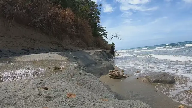 'Video thumbnail for Island Castaway (Survival Challenge)'