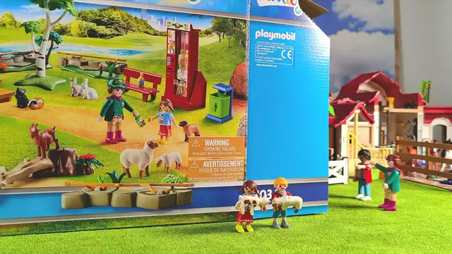 'Video thumbnail for Playmobil petting zoo stop motion'