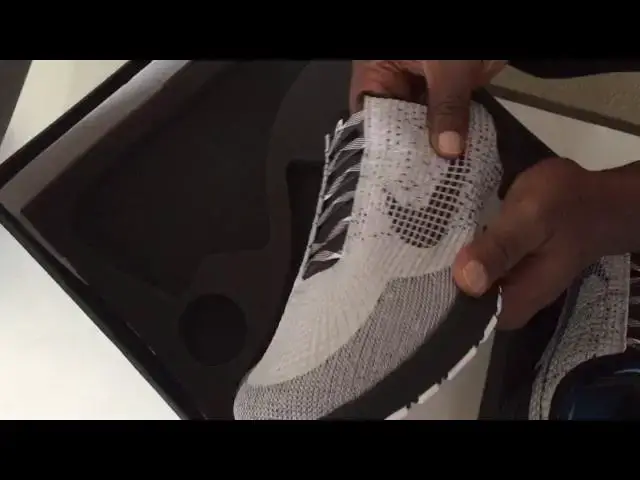 'Video thumbnail for Beware Of The Fake Auto lacing Nike Hyperadapt 1.0- Do they self lace?'