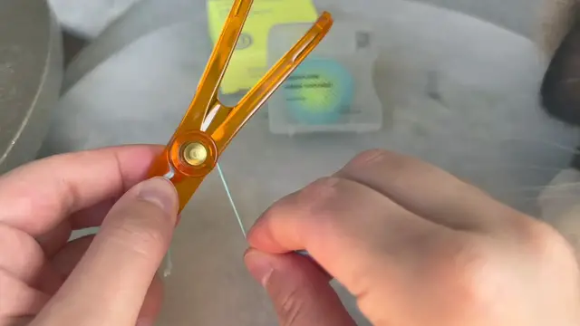'Video thumbnail for How to Load Floss Wand With String Floss'
