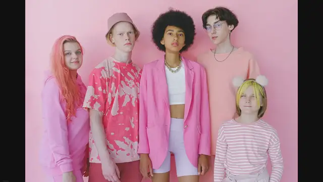 'Video thumbnail for A Teen’s Guide to 5 Exciting Teens Clothing Stores'
