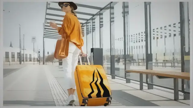 'Video thumbnail for Valigia rotta in aeroporto?'