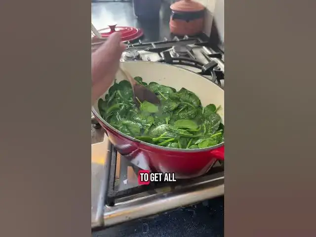 'Video thumbnail for Spinach and Nutmeg Soup with Feta - easy, delicious, nourishing! #souprecipe #spinachsoup'