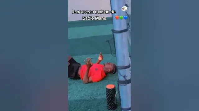 'Video thumbnail for Sadio Mane s'entraine dans sa nouvelle maison au Sénégal'