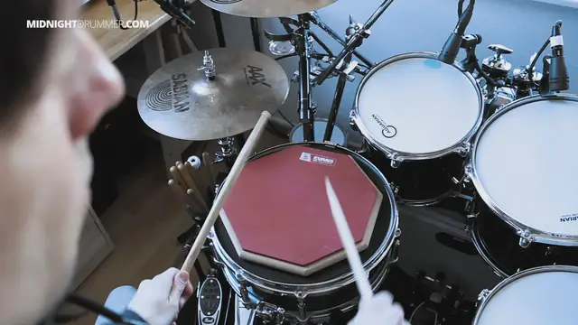 'Video thumbnail for 4 easy Single Paradiddle Exercises - The Basics #1'