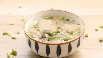 'Video thumbnail for Bamboo Fungus Pork Bone Soup'