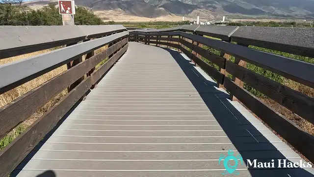 'Video thumbnail for Kealia Pond National Wildlife Refuge Boardwalk Part 1'