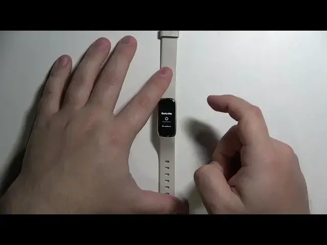 'Video thumbnail for How to Set Alarm Clock on FITBIT Luxe - Add Alarm Clock'