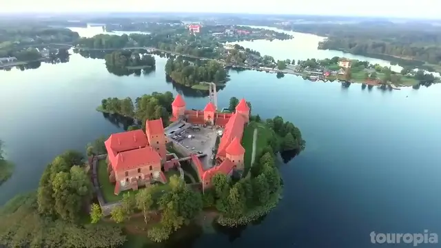 'Video thumbnail for 12 Beautiful Fairytale Castles  in Europe - Travel Video (720p 24fps)'
