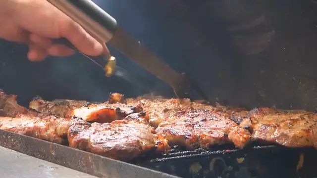 'Video thumbnail for Grillen beim Campen'